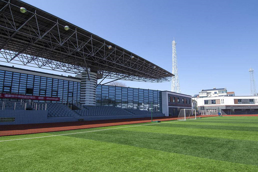 东阳体育场看台网架工程